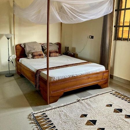 Porto-Novo Logement Lumineux Et Calme Apartamento Exterior foto